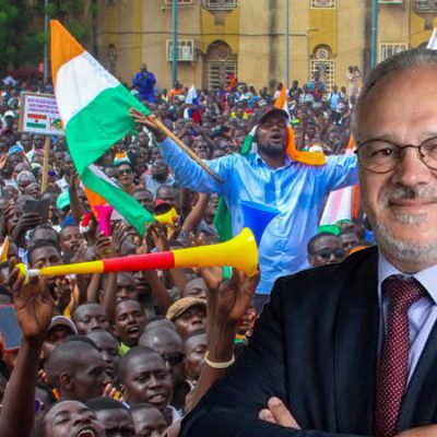 niger celebrates as french ambassador finally leaves