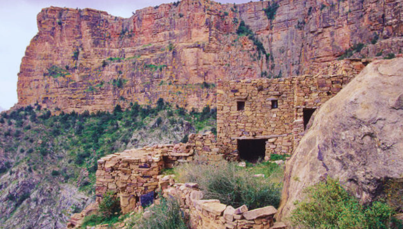 hanging village of al habala 5