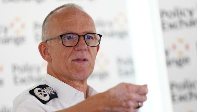 london police chief meets jewish leaders amid safety concerns