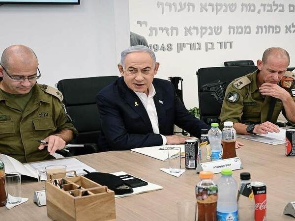 netanyahu considering removing defense minister yoav gallant amid escalating tensions with hezbollah