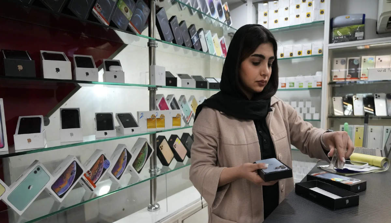 iphone 14, 15, and 16 coming to iran as government lifts import ban