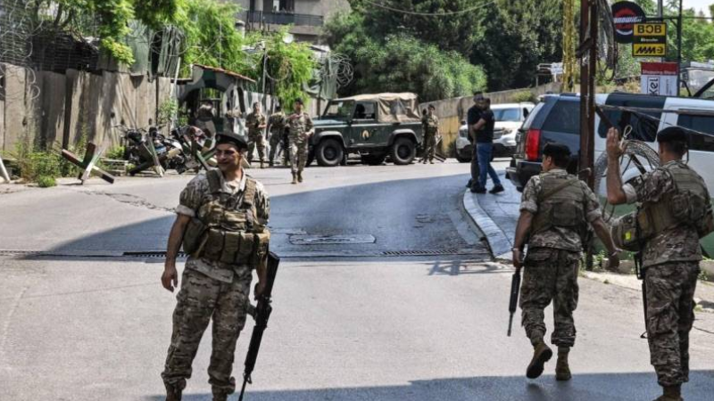 lebanese army takes over former palestinian militant post in kfar zabad