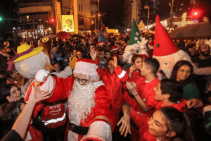 Lebanese Christmas Celebrations Overshadowed by Presidential Anticipation