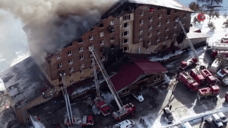 Fire at Turkey ski resort kills 10, injures 32