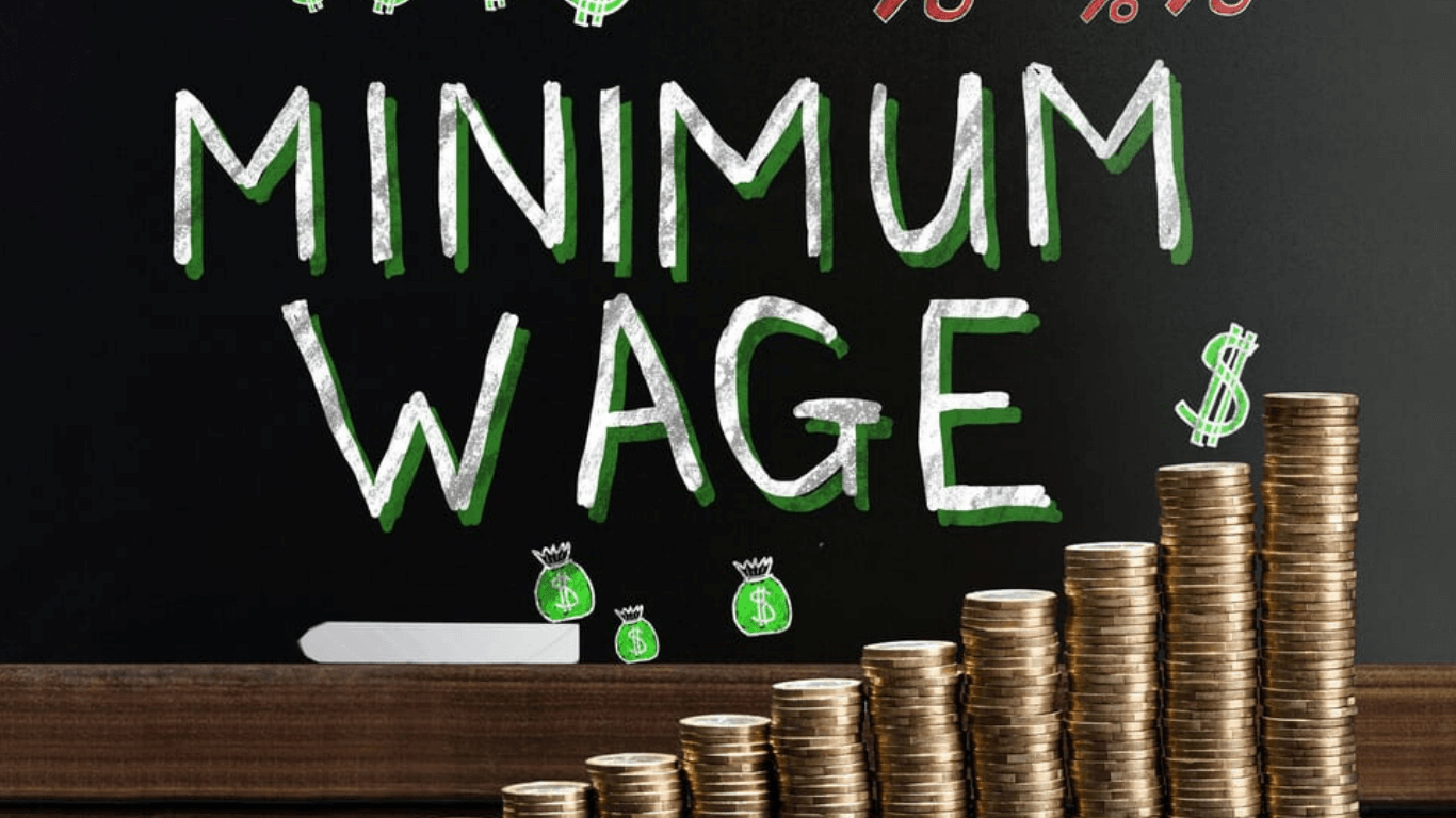 uk minimum wage 2025 rises to £12.21 impact on businesses & workers (1)