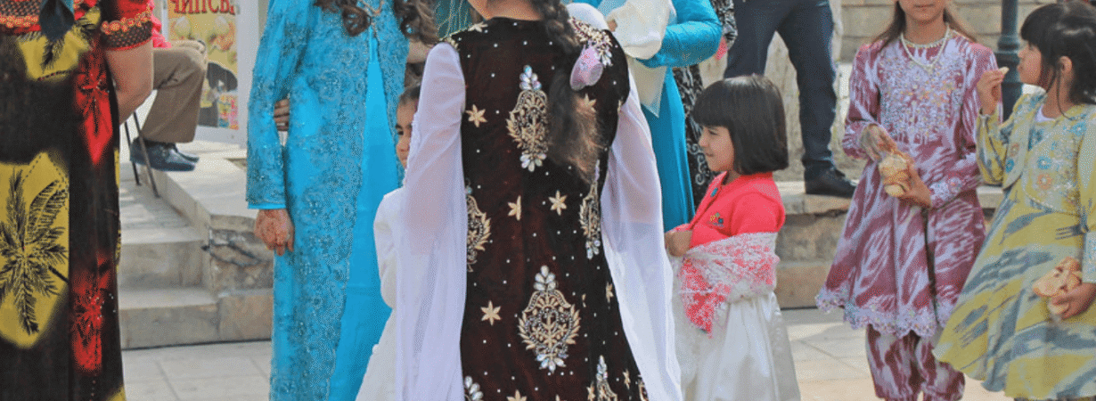 essential cultural etiquette for first time travelers visiting iran (1)