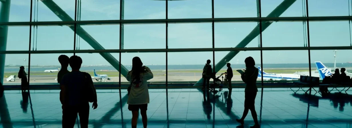 dubai flight delay refund 4 hour rule