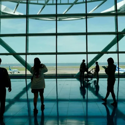 dubai flight delay refund 4 hour rule