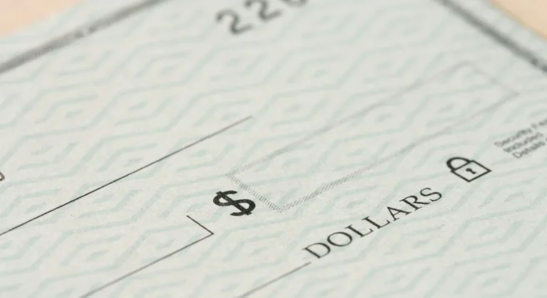 June 1 salary law UAE
