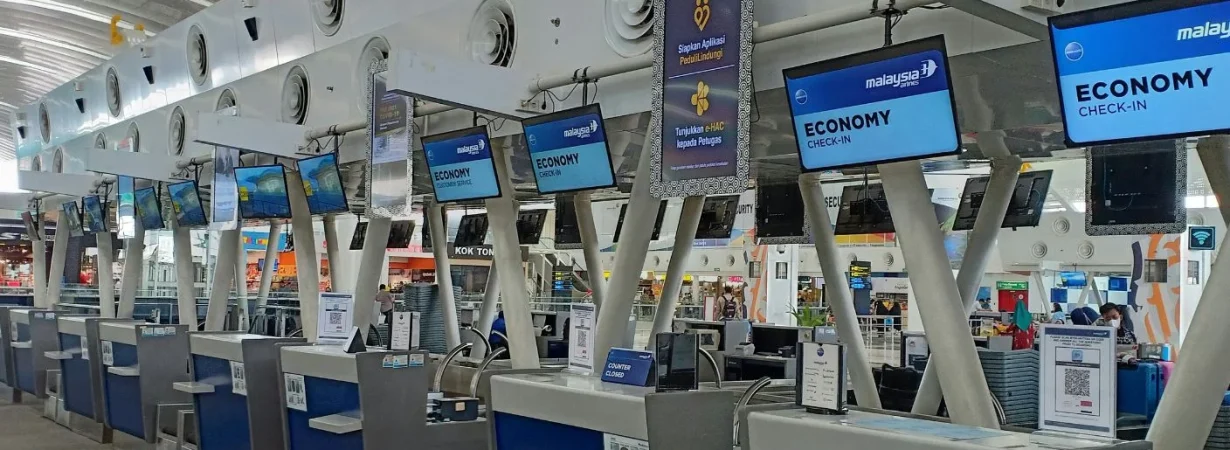 Dubai Airport Terminal 3 passport control