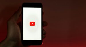 YouTube Shorts algorithm
