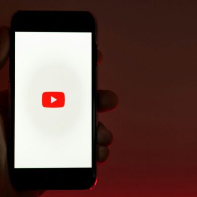 YouTube Shorts algorithm