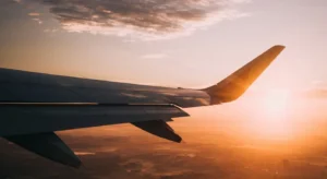 Iraq reopens western airspace