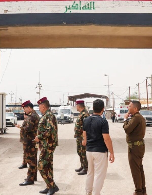 Iraq Shuts Down Two Border